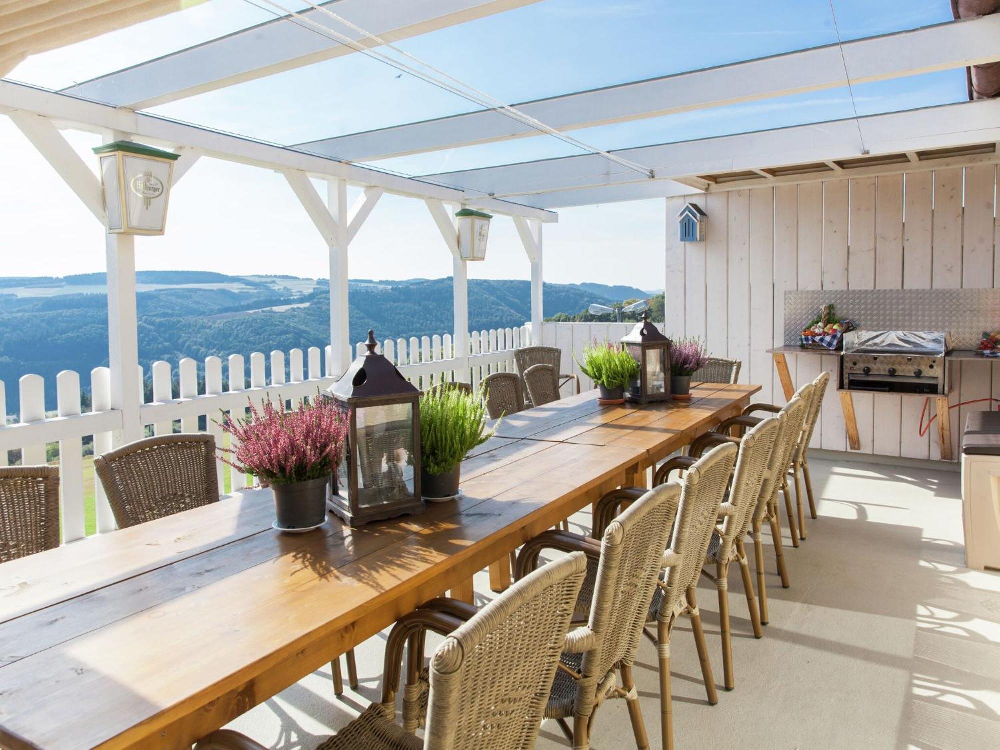 Beautiful Holidayhome With Sauna And Terrace Harscheid Esterno foto